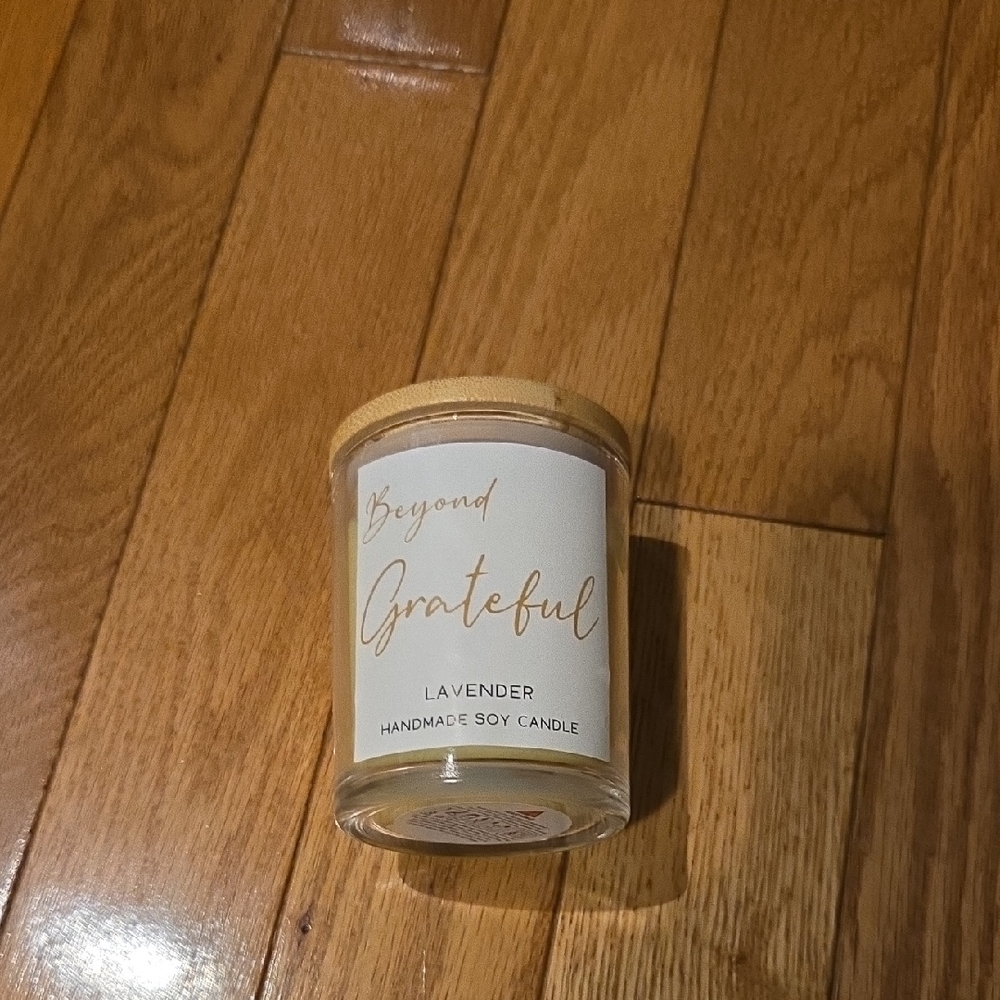 Lavender Soy Candle - White and Tan
